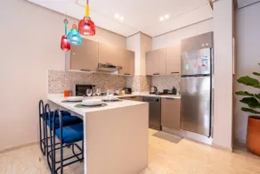 Near CMN & Midparc | Desk + shared pool - Image 4