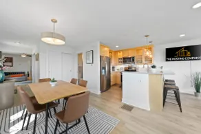Panoramic Lake Views | Walk to Beach | Sleeps 20 - Image 4
