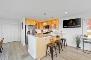 Panoramic Lake Views | Walk to Beach | Sleeps 20 - Image 3