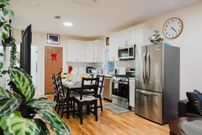 Large 5BR near Blue Hills & Airport w/Parking 142 - Image 4