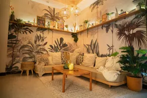 Cozy Tropical 1BHK | Near Medanta | Full Kitchen - Image 5