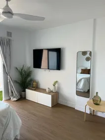 LĀ KAI - Piso Carabelas - Image 2