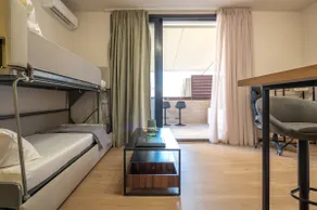 Apt with Jacuzzi in Balcony. Best location Athens! - Image 2