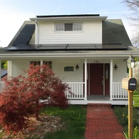Royal Garden Cottage: 2 Bedrooms, Quiet Retreat - Image 5