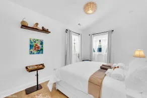 Lakeside Gem - Luxe 3BR Geneva Retreat, Lake Views - Image 5