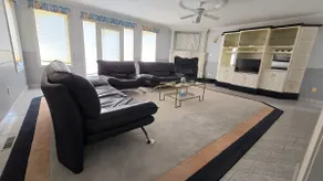 Spacious, Peaceful & Perfectly Located - 4BR,4BA - Image 2