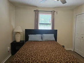 Spacious 2BR Apt (right side) - Image 5
