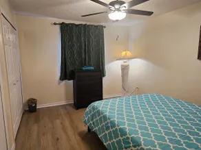 Spacious 2BR Apt (right side) - Image 3