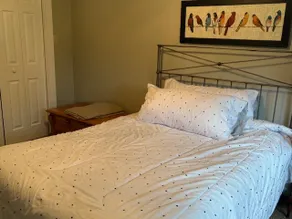 Oak Haven Retreat w/King Bed - Image 4