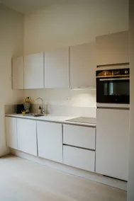 Elegant Heritage Apartment with Garden & Terrace - Image 5