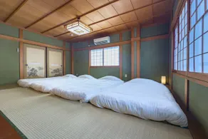 【130㎡ NH】Free Parking! Newly renovated House 10pax - Image 3
