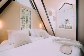 5BR LA Garden Villa with Dining and Nearby Beaches - Image 5