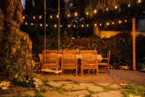5BR LA Garden Villa with Dining and Nearby Beaches - Image 2