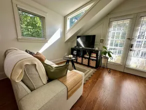 Charming & Historic | Walk to Downtown & Big House - Image 2