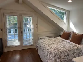 Charming & Historic | Walk to Downtown & Big House - Image 5