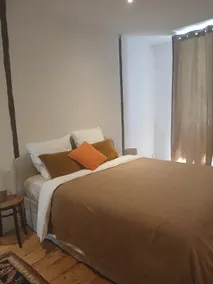 Charming 3-bedroom cottage + terrace in the heart of Montcuq - Image 3
