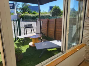 Beachfront apartment - Image 3
