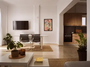 Matisse Apartment - Image 3
