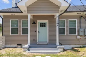 Charming Sleep 4 | 2BR Duplex in Rocky Mount - 417 - Image 2