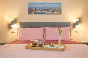 Exclusive Suite • Metro • Turin Center 8 min - A/C - Image 4