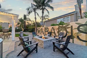 Palm Paradise: Hot Tub, Barrel Sauna, Putting, Gym - Image 5