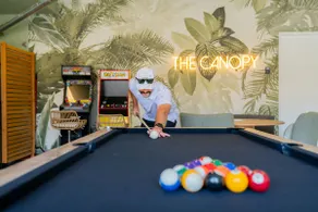 Palm Paradise: Hot Tub, Barrel Sauna, Putting, Gym - Image 4