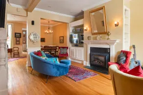 Vintage Home | Fenced Yard, Pvt Patio, Parking - Image 4