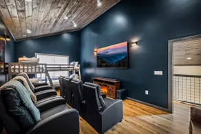 Smokies Getaway! Movie Theatre! 5 min to PF! - Image 3