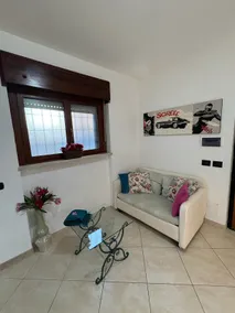 Cozy detached house - Image 3