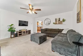 Comfy 3 Bedroom Family Escape Close to Highway,WVU - Image 3