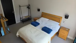 Self-contained 2-story accommodation - Image 4