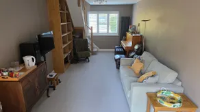 Self-contained 2-story accommodation - Image 5
