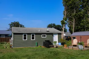 Lakeview Cottage - Image 2