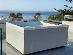 Villa Habana - Luxury beach apartment with rooftop spa - Image 2