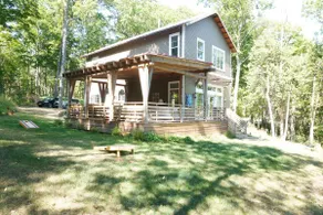 Modern Lake Champlain Lake House - Image 5