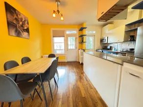 NICE Beautiful House with Parking 4BR - Image 3