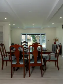 Spacious home in LaSalle with Pool - Image 2