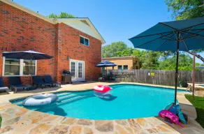 Heated Pool+Spa | Newly Renovated | Mini Golf - Image 2