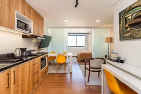 Full kitchen, air conditioning/gym, laundry, parking space - Image 2