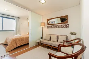Full kitchen, air conditioning/gym, laundry, parking space - Image 3