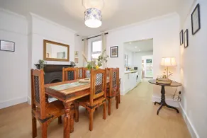 Homely and stylish two-bed house in town centre - Image 3