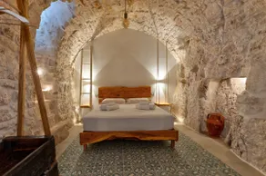 Martucci Suite & Spa - Image 2