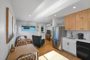 Cozy Comfy Denver Nest – Upstairs Apt in Berkeley - Image 2