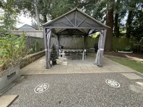 Dog-Friendly Bungalow w/ Garden & Relaxing Deck - Image 3
