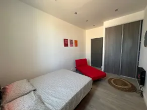 Nice 2-room air-conditioned apartment in the city center - Image 5
