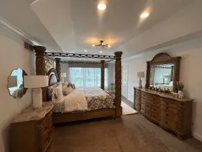 Luxury & Comfort in a Large Home - Image 3