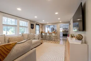 Clean Updated Home | Modern & Cozy | Full Kitchen - Image 5
