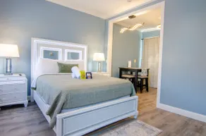 Near NYC | Queen Bed | Self Check-In - Image 3