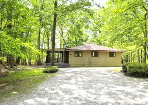 Serenity Retreat Cabin - Image 2