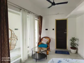 Spiritual penthouse suite close to Ramana ashram - Image 3